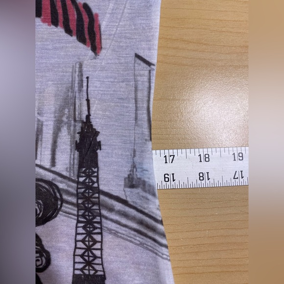 Guess Los Angeles 2000s Rhinestone Paris Graphic Lace Back Top Made in USA - Picture 7 of 7